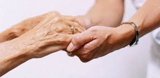 Home Support Services in Portugal: SAD vs. Private Home Care